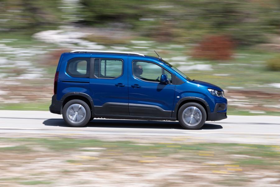  Peugeot Rifter 2018 года  (WW) (фото 19 из 43)